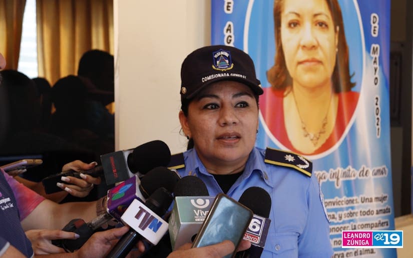 POLICIA